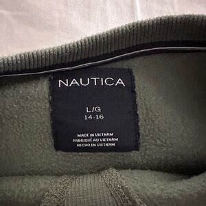 Nautica crew sweatshirt with pockets